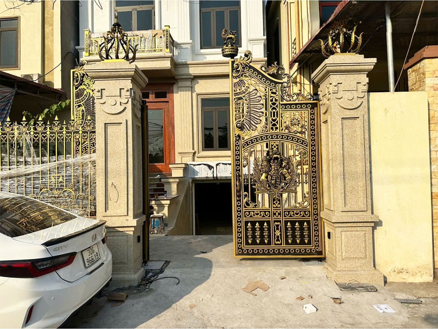 Dễ dàng điều khiển đóng mở cổng âm sàn Vulcan V2
